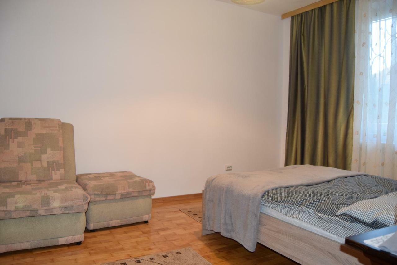 Central Appartment St'S Martin Church Braşov Exteriör bild